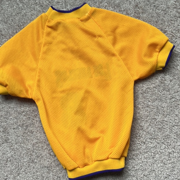 Los Angeles Lakers dog Jersey - Picture 8 of 13